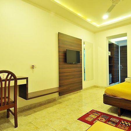 Sandy Resort Daman Exterior photo