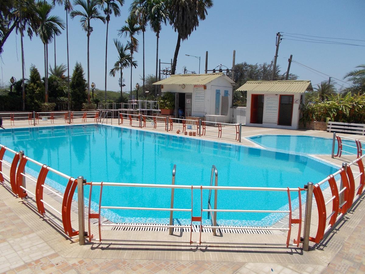 Sandy Resort Daman Exterior photo